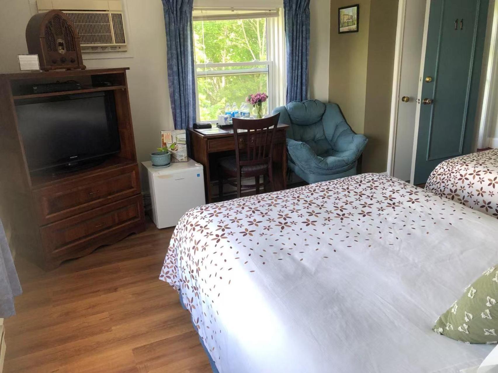 פיקטו Braeside Country Inn מראה חיצוני תמונה