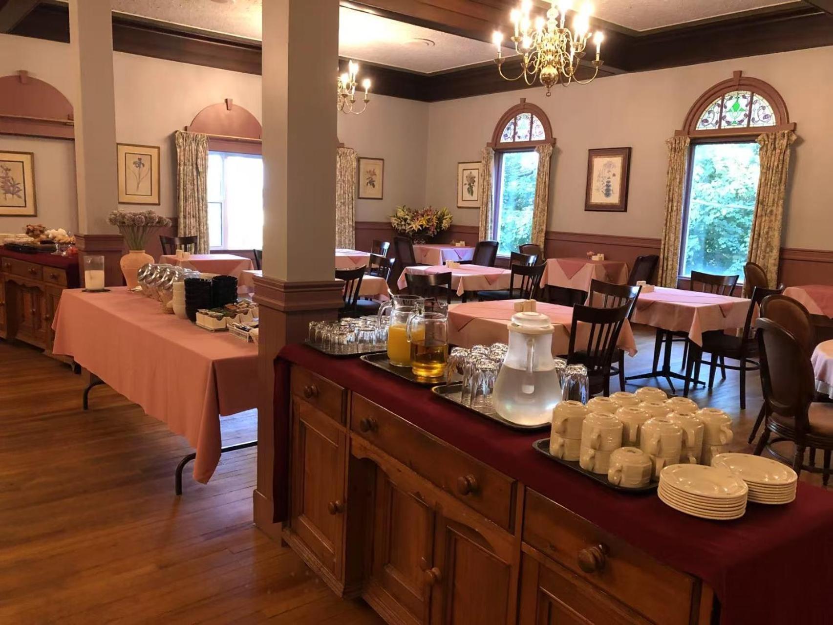 פיקטו Braeside Country Inn מראה חיצוני תמונה
